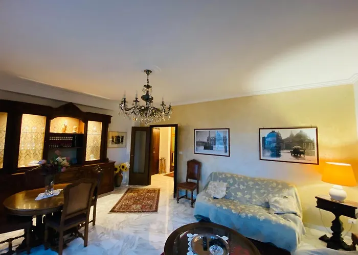 Centralissimo Con Vista Sulla Citta *